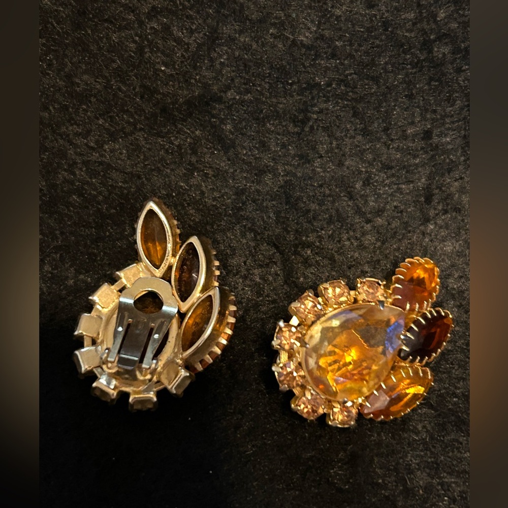 VINTAGE 50’s Rhinestone Earrings - Picture 2 of 2
